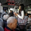 老人免费乘车待遇要取消，上海开始划档发补贴，每人最高拿600块
